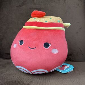 Squishmallows Flipamallows Reversible Odion Spicy Noodles Illia Hot Sauce 8”